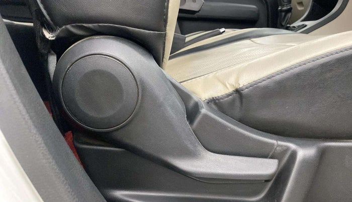 2022 Maruti New Wagon-R VXI CNG 1.0, CNG, Manual, 65,957 km, Driver Side Adjustment Panel
