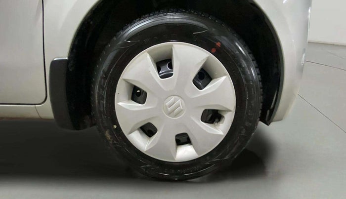 2022 Maruti New Wagon-R VXI (O) 1.2 AMT, Petrol, Automatic, 33,434 km, Right Front Wheel