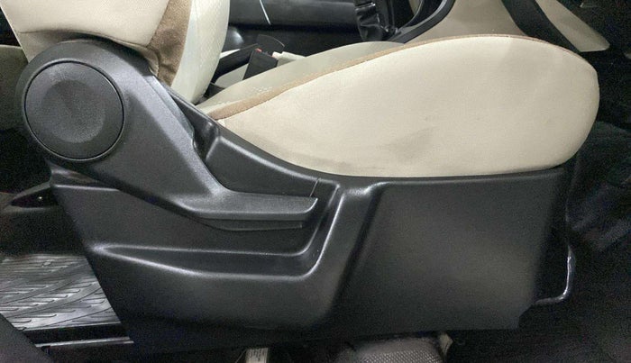 2021 Maruti New Wagon-R VXI 1.0, Petrol, Manual, 13,334 km, Driver Side Adjustment Panel