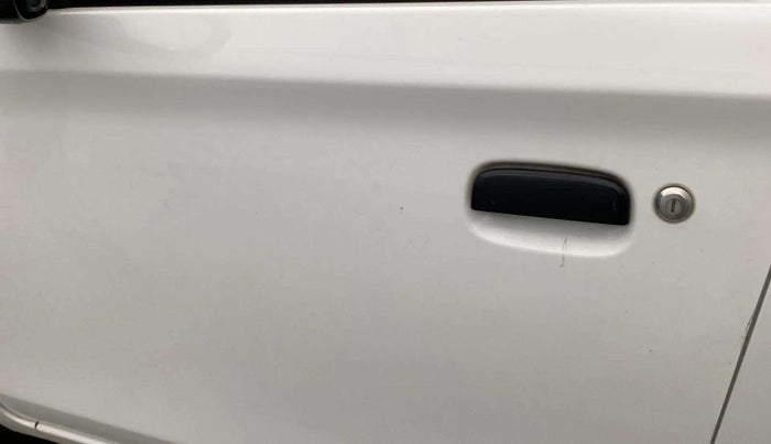 2015 Maruti Alto K10 VXI, Petrol, Manual, 71,898 km, Front passenger door - Minor scratches