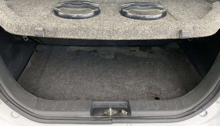 2015 Maruti Alto K10 VXI, Petrol, Manual, 71,898 km, Boot Inside