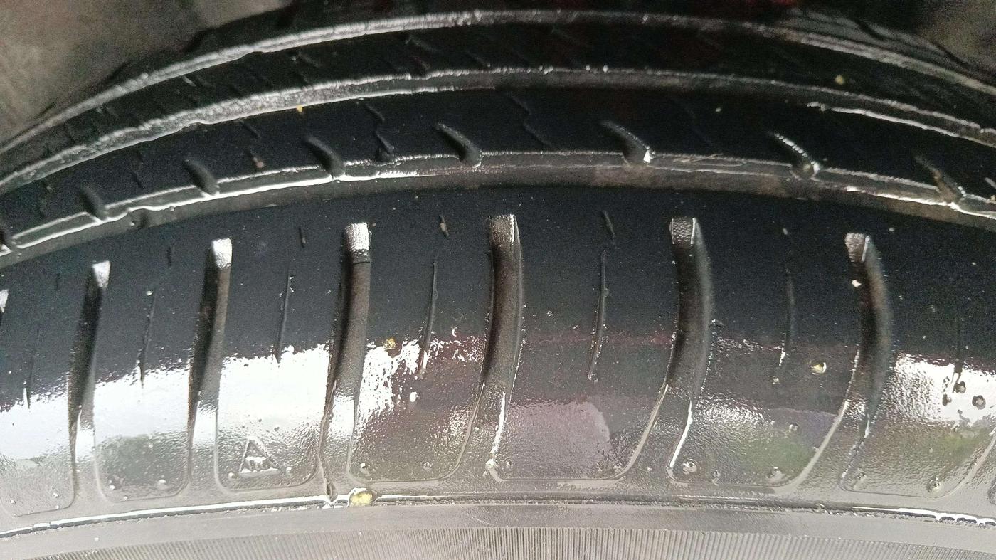 2021 Maruti Swift VXI, Petrol, Manual, 23,303 km, Left Rear Tyre Tread