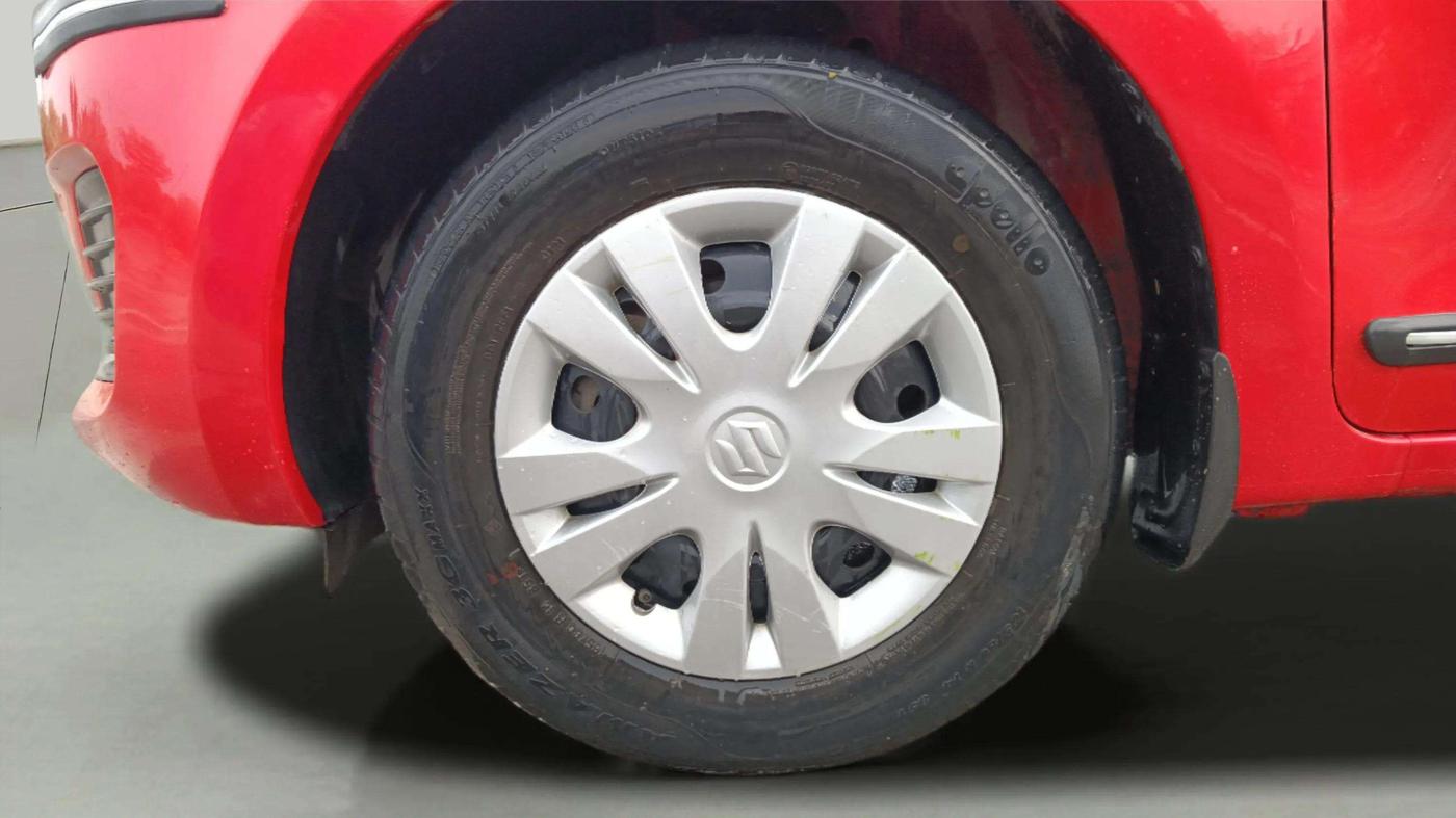 2021 Maruti Swift VXI, Petrol, Manual, 23,303 km, Left Front Wheel