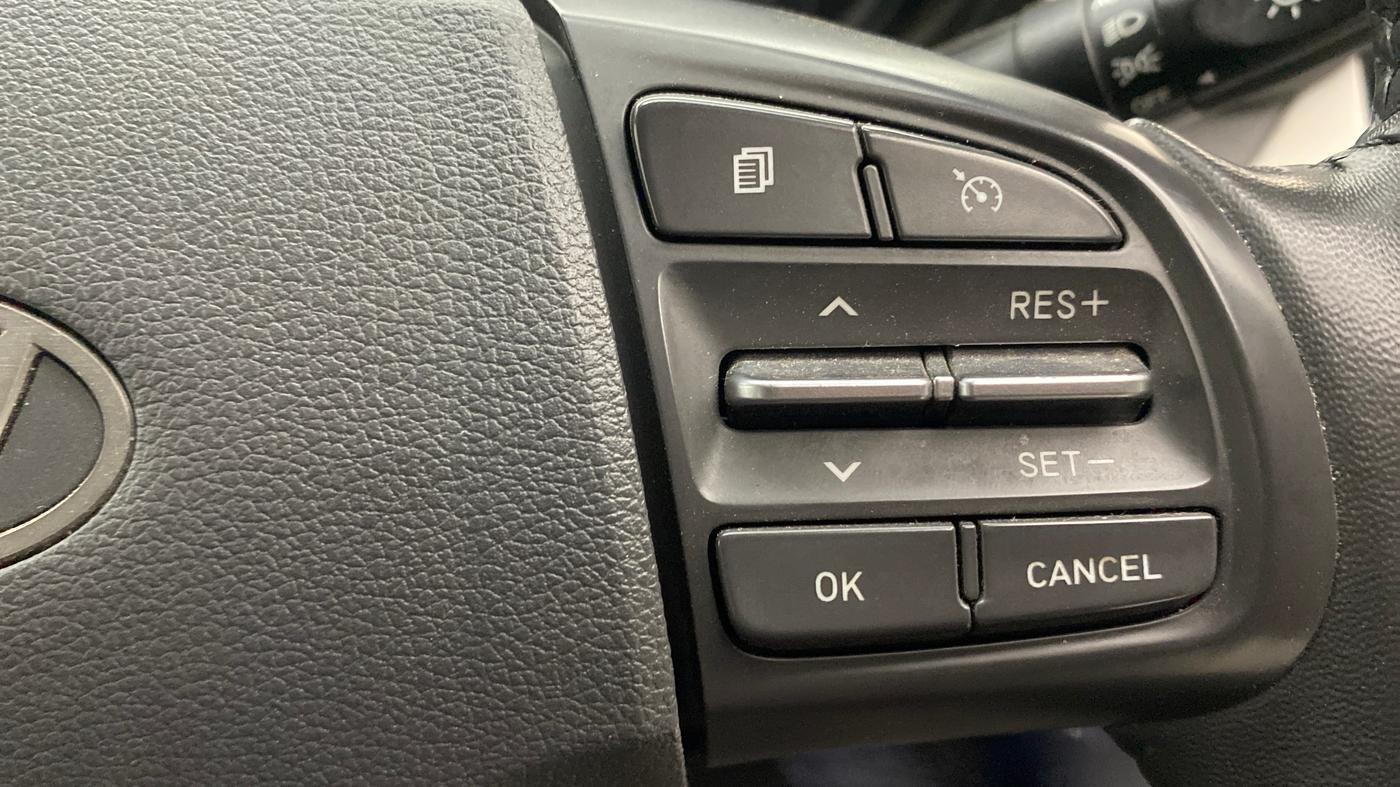 2023 Hyundai GRAND I10 NIOS ASTA AMT 1.2 KAPPA VTVT, Petrol, Automatic, 17,999 km, Adaptive Cruise Control