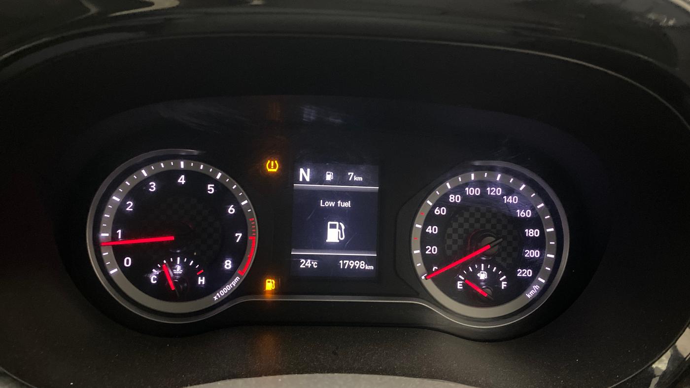 2023 Hyundai GRAND I10 NIOS ASTA AMT 1.2 KAPPA VTVT, Petrol, Automatic, 17,999 km, Odometer Image