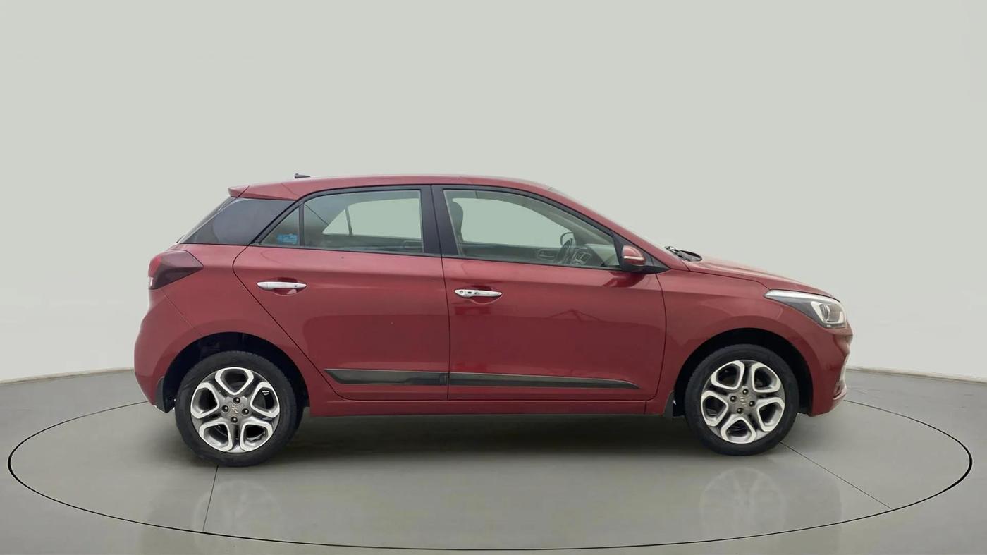 2018 Hyundai Elite i20 ASTA 1.2 (O), Petrol, Manual, 82,483 km, Right Side View