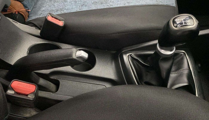 2018 Hyundai Elite i20 ASTA 1.2 (O), Petrol, Manual, 82,483 km, Gear Lever