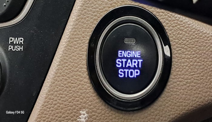 2018 Hyundai Elite i20 ASTA 1.2 (O), Petrol, Manual, 82,483 km, Keyless Start/ Stop Button