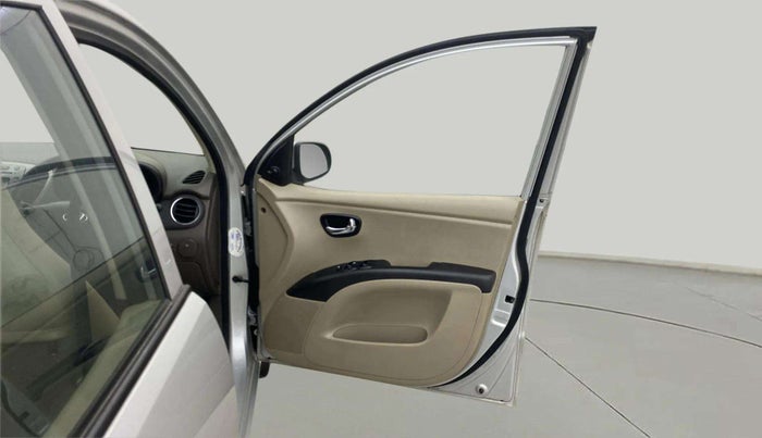 2014 Hyundai i10 SPORTZ 1.1, Petrol, Manual, 45,119 km, RHS Front Door