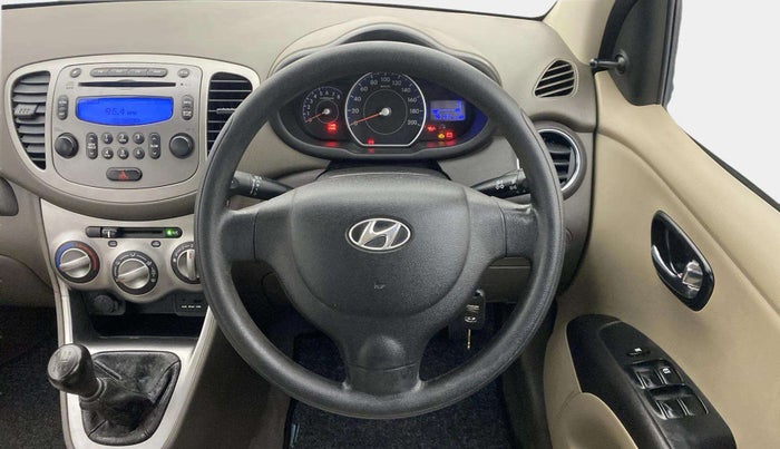 2014 Hyundai i10 SPORTZ 1.1, Petrol, Manual, 45,119 km, Steering Wheel Close Up