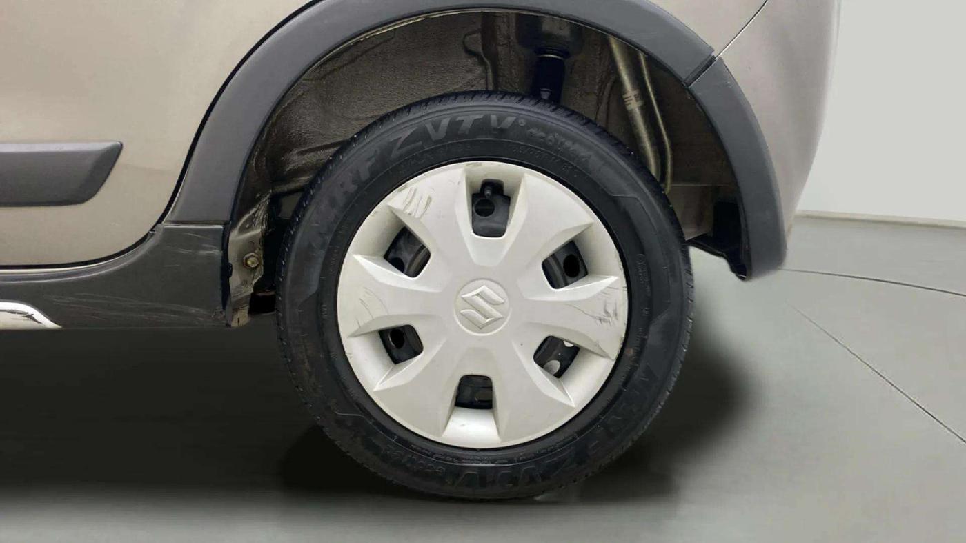 2023 Maruti New Wagon-R ZXI 1.2, Petrol, Manual, 27,996 km, Left Rear Wheel