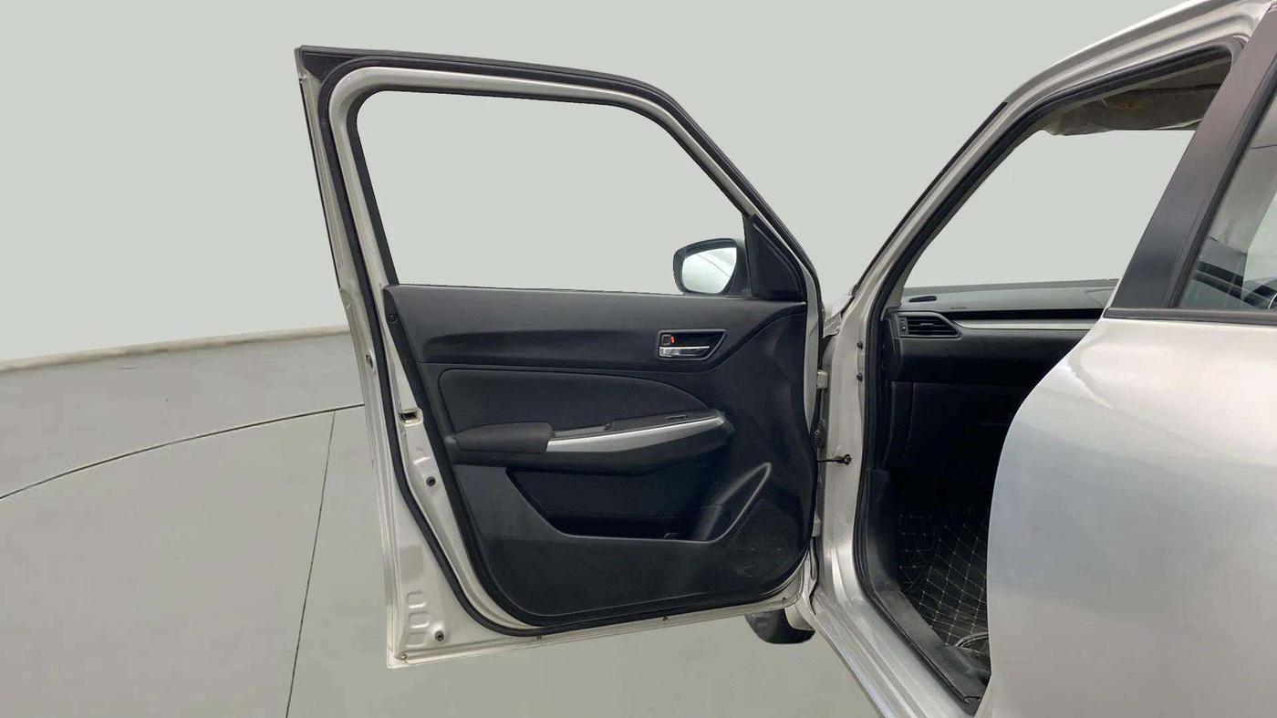 2020 Maruti Swift ZXI PLUS, Petrol, Manual, 39,286 km, LHS Front Door