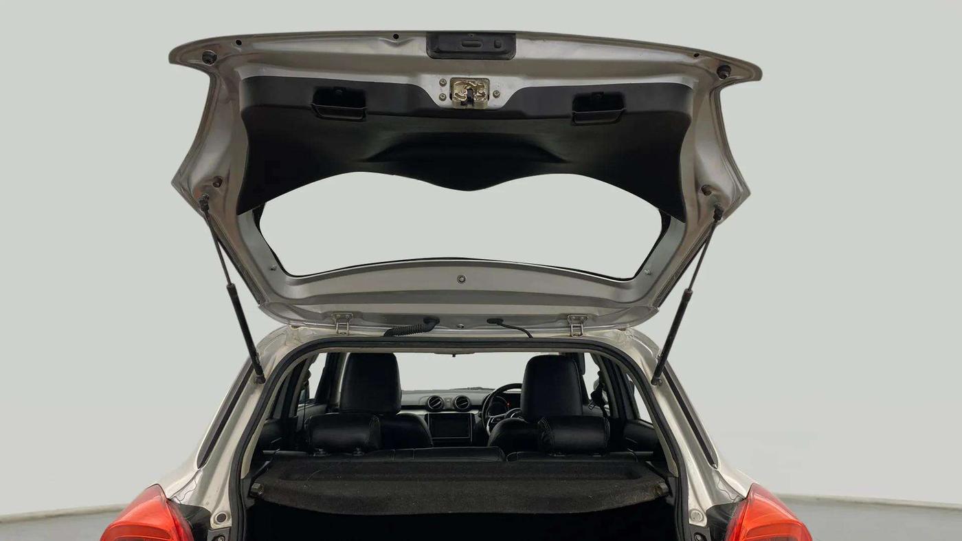 2020 Maruti Swift ZXI PLUS, Petrol, Manual, 39,286 km, Boot Door Open