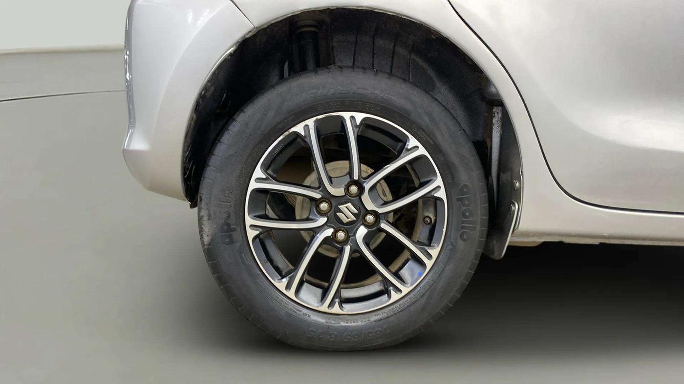 2020 Maruti Swift ZXI PLUS, Petrol, Manual, 39,286 km, Right Rear Wheel