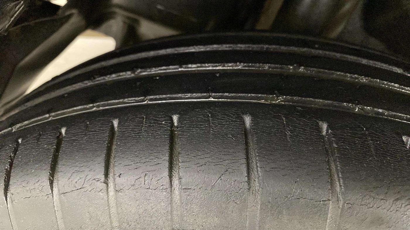 2020 Maruti Swift ZXI PLUS, Petrol, Manual, 39,286 km, Right Rear Tyre Tread