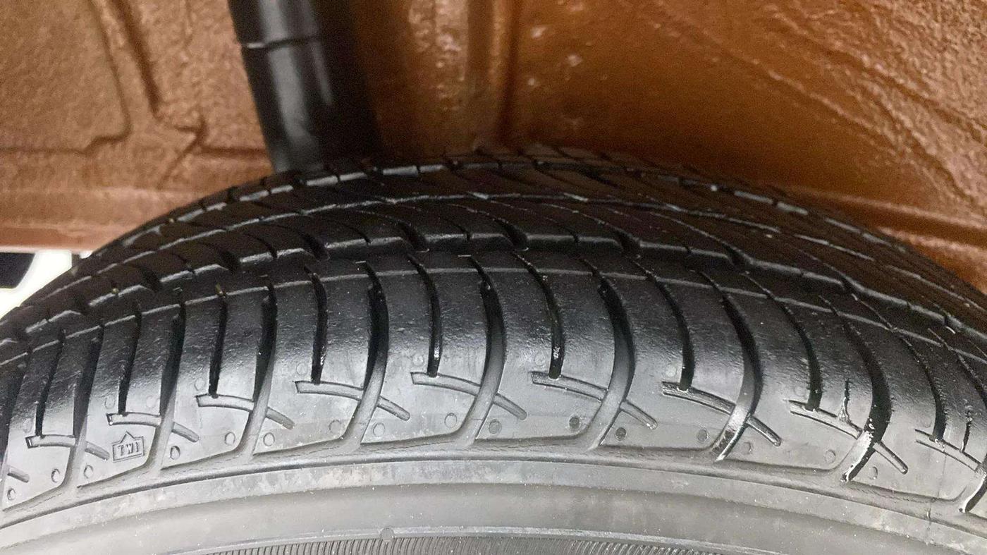 2020 Maruti New Wagon-R VXI 1.2 AMT, Petrol, Automatic, 16,590 km, Right Rear Tyre Tread