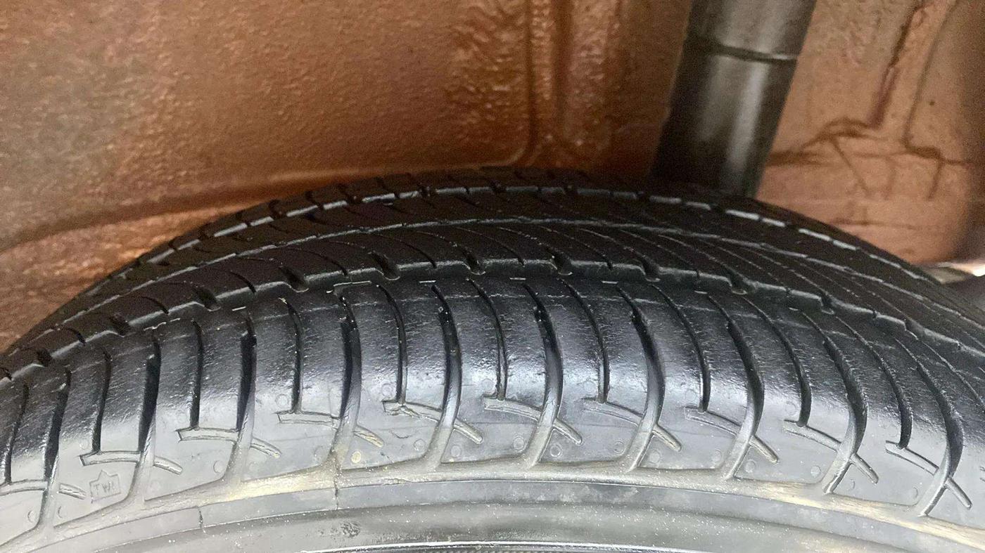 2020 Maruti New Wagon-R VXI 1.2 AMT, Petrol, Automatic, 16,590 km, Left Rear Tyre Tread