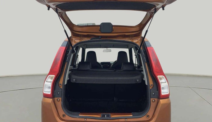 2020 Maruti New Wagon-R VXI 1.2 AMT, Petrol, Automatic, 16,329 km, Boot Door Open