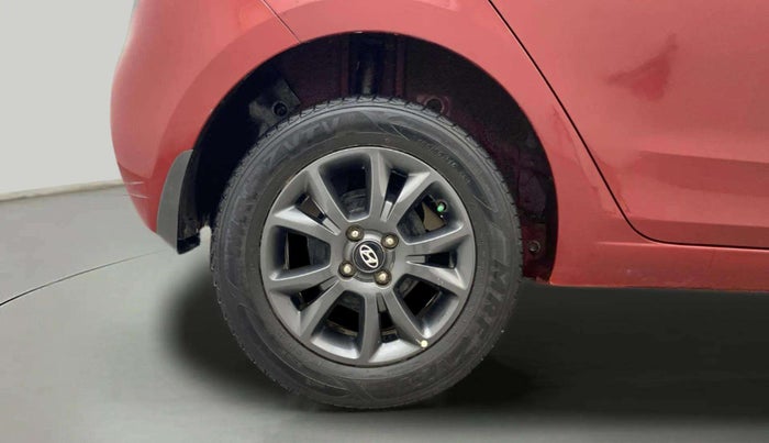 2018 Hyundai Elite i20 ASTA 1.2  CVT, Petrol, Automatic, 21,857 km, Right Rear Wheel