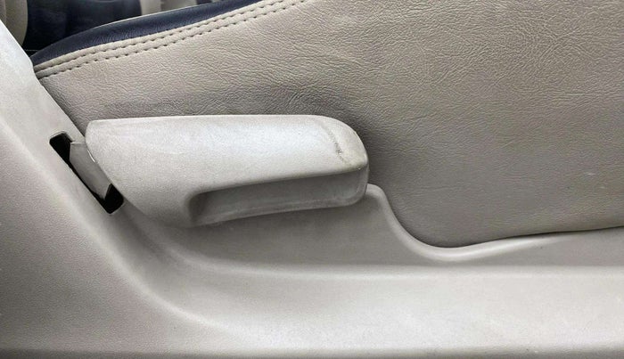 2018 Maruti Celerio VXI AMT (O), Petrol, Automatic, 35,298 km, Driver Side Adjustment Panel