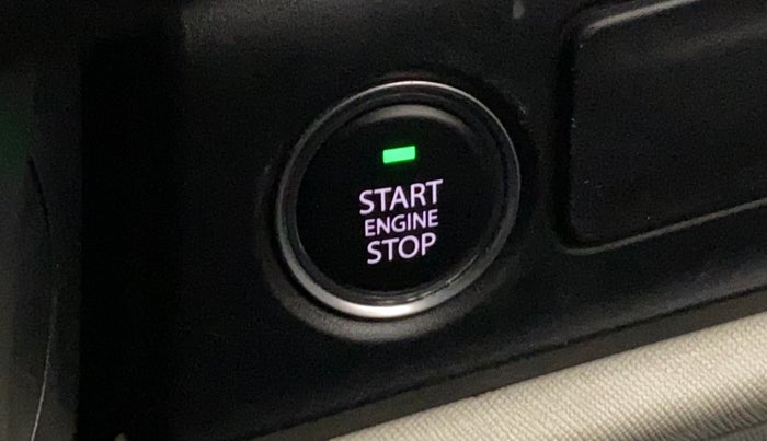 2021 Tata ALTROZ XZ PLUS PETROL, Petrol, Manual, 21,943 km, Keyless Start/ Stop Button