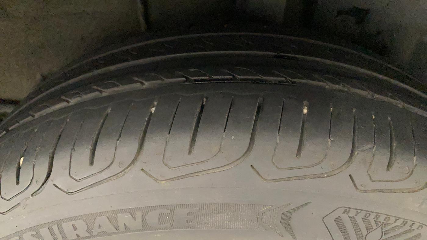 2021 Tata ALTROZ XZ PLUS PETROL, Petrol, Manual, 21,943 km, Left Rear Tyre Tread