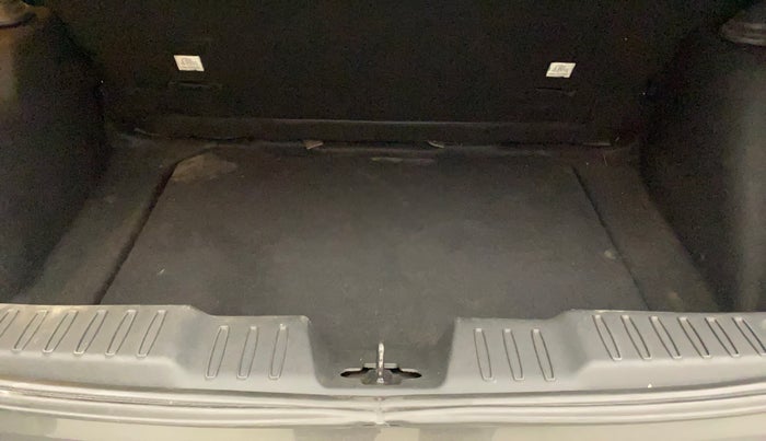2021 Tata ALTROZ XZ PLUS PETROL, Petrol, Manual, 21,943 km, Boot Inside