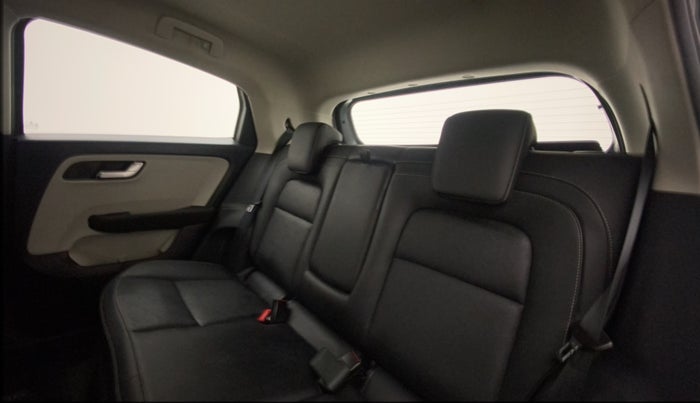 2021 Tata ALTROZ XZ PLUS PETROL, Petrol, Manual, 21,943 km, Right Side Rear Door Cabin