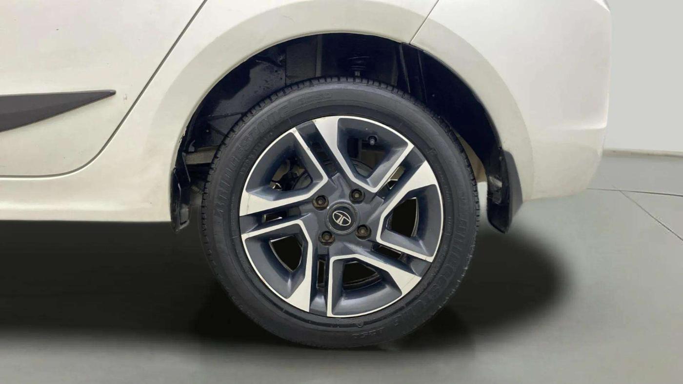2017 Tata TIGOR XZ (O) PETROL, Petrol, Manual, 39,164 km, Left Rear Wheel