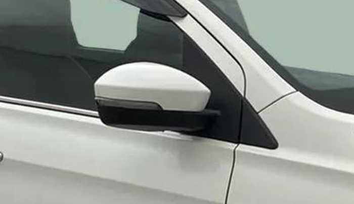 2017 Tata TIGOR XZ (O) PETROL, Petrol, Manual, 39,164 km, Right rear-view mirror - Indicator light has minor damage