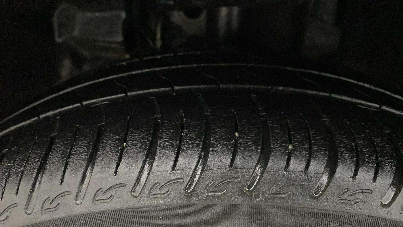2023 Tata TIGOR XZ PLUS CNG, CNG, Manual, 46,772 km, Left Front Tyre Tread