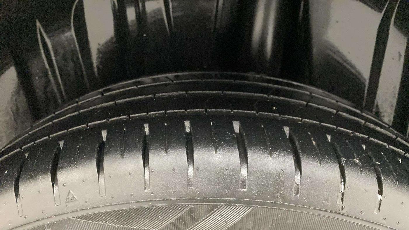 2022 Maruti Baleno ALPHA PETROL 1.2, Petrol, Manual, 14,351 km, Left Rear Tyre Tread