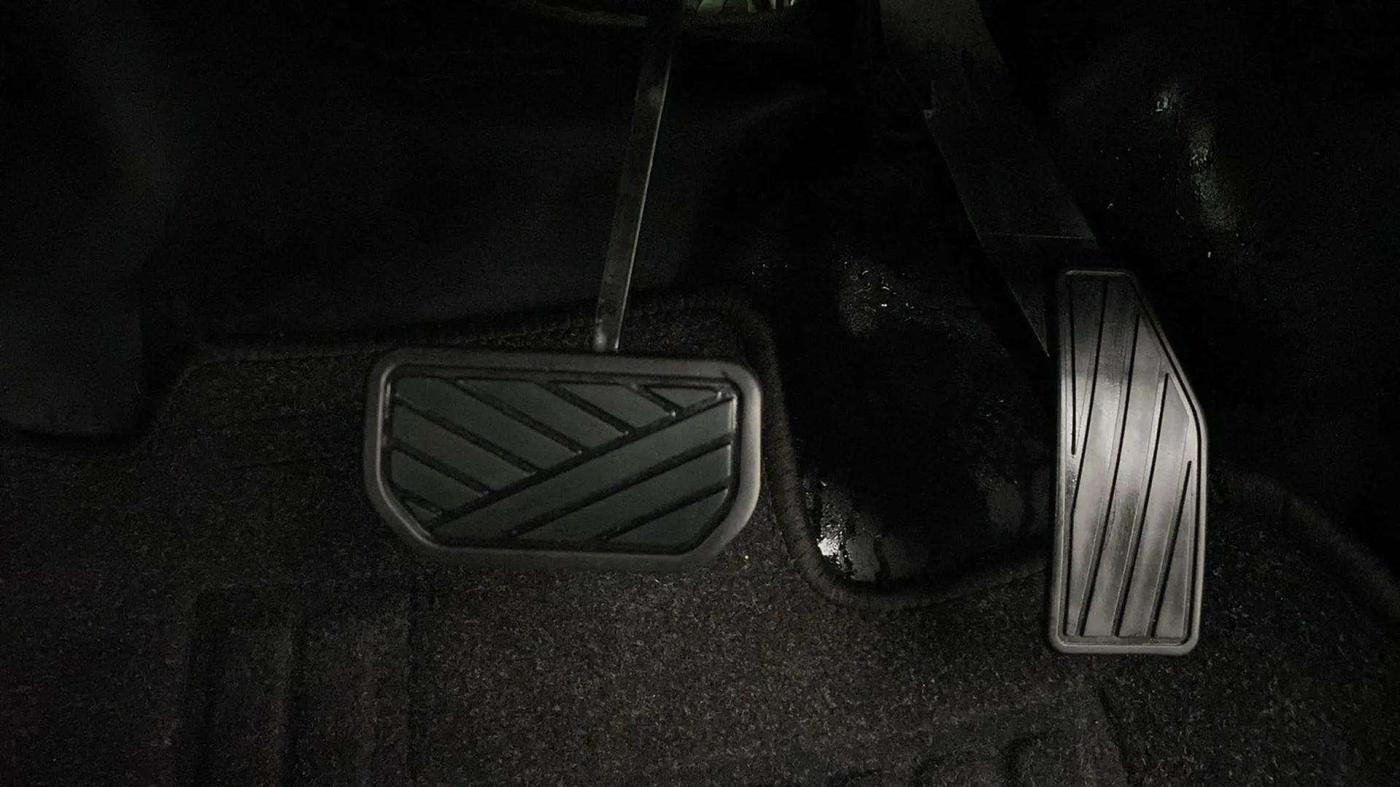 2020 Maruti S PRESSO VXI PLUS AMT, Petrol, Automatic, 9,764 km, Pedals