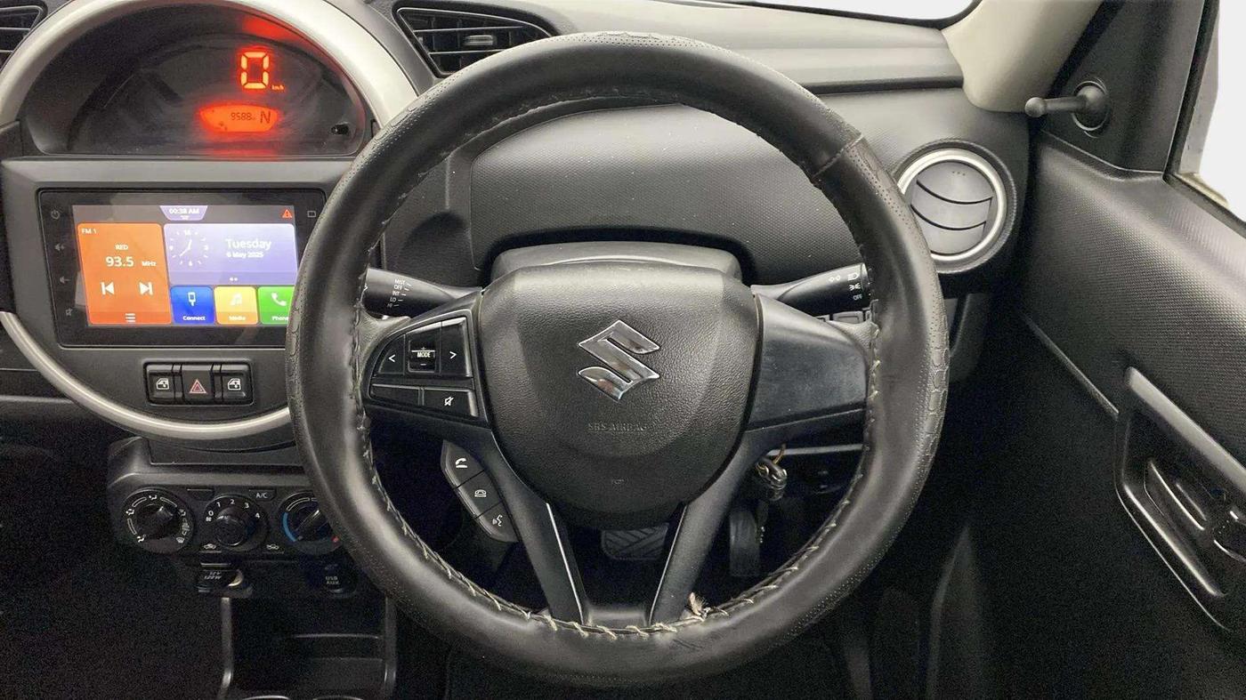 2020 Maruti S PRESSO VXI PLUS AMT, Petrol, Automatic, 9,764 km, Steering Wheel Close Up