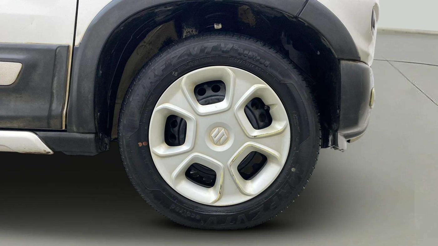 2020 Maruti S PRESSO VXI PLUS AMT, Petrol, Automatic, 9,764 km, Right Front Wheel