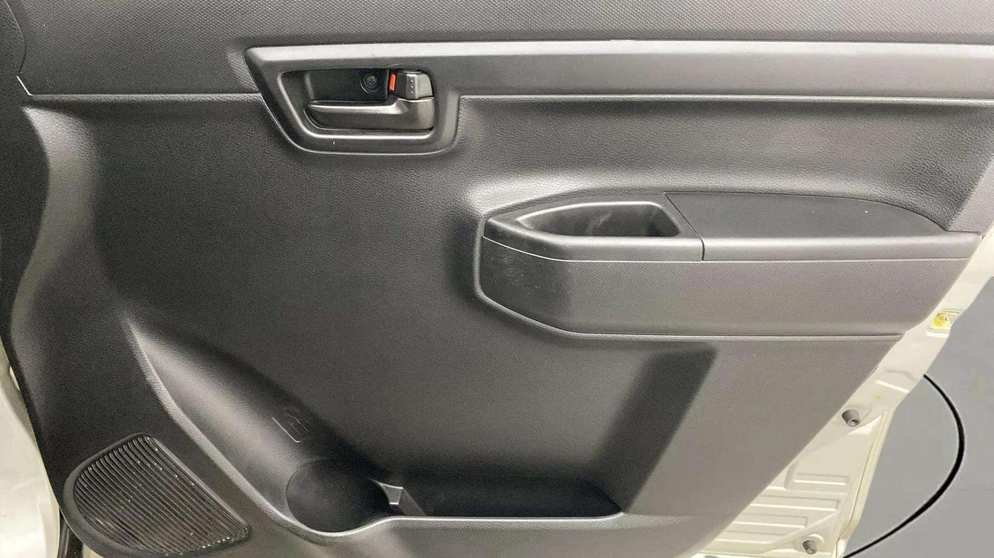 2020 Maruti S PRESSO VXI PLUS AMT, Petrol, Automatic, 9,764 km, Driver Side Door Panels Control