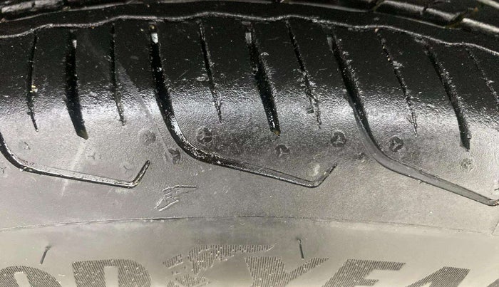 2023 Maruti FRONX ALPHA 1.0L TURBO 6 AT, Petrol, Automatic, 12,951 km, Left Rear Tyre Tread
