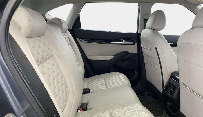 2020 KIA SELTOS HTX 1.5 DIESEL, Diesel, Manual, 93,101 km, Right Side Rear Door Cabin