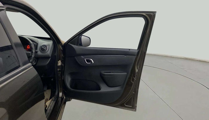 2019 Renault Kwid RXT 1.0 AMT (O), Petrol, Automatic, 42,049 km, RHS Front Door