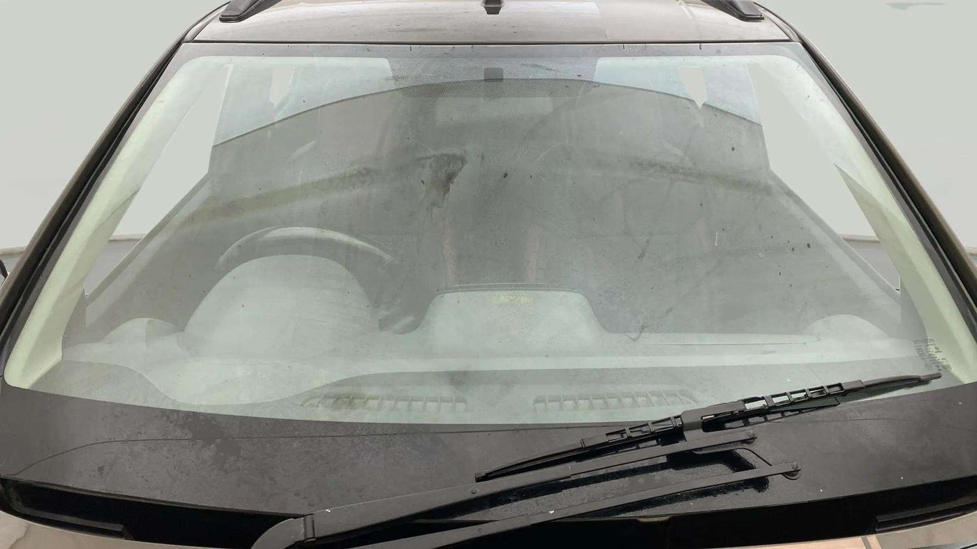 2019 Renault Kwid RXT 1.0 AMT (O), Petrol, Automatic, 42,049 km, Front Windshield