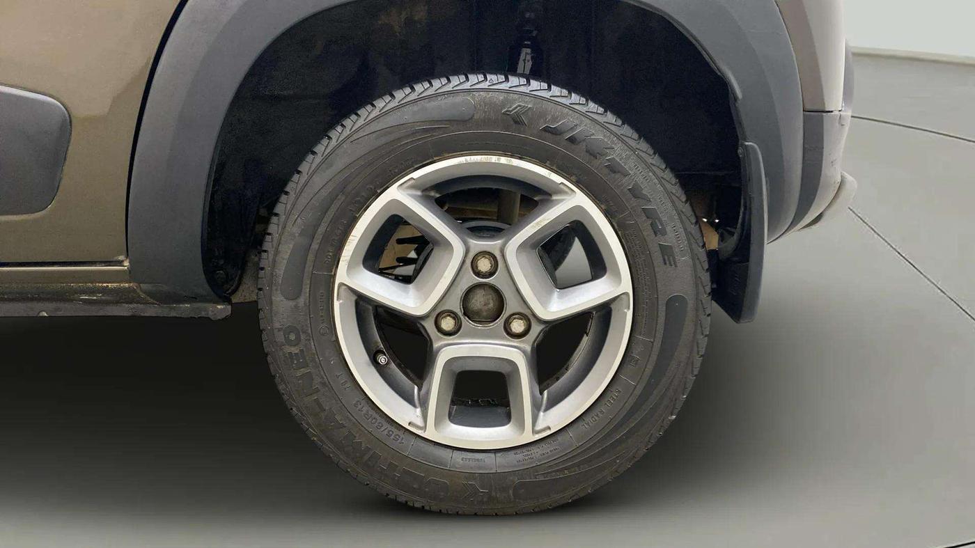 2019 Renault Kwid RXT 1.0 AMT (O), Petrol, Automatic, 42,049 km, Left Rear Wheel