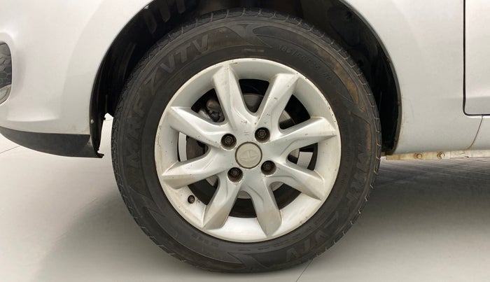 2017 Tata Zest XT PETROL, Petrol, Manual, 51,776 km, Left Front Wheel