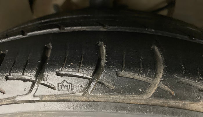 2017 Tata Zest XT PETROL, Petrol, Manual, 51,776 km, Right Front Tyre Tread