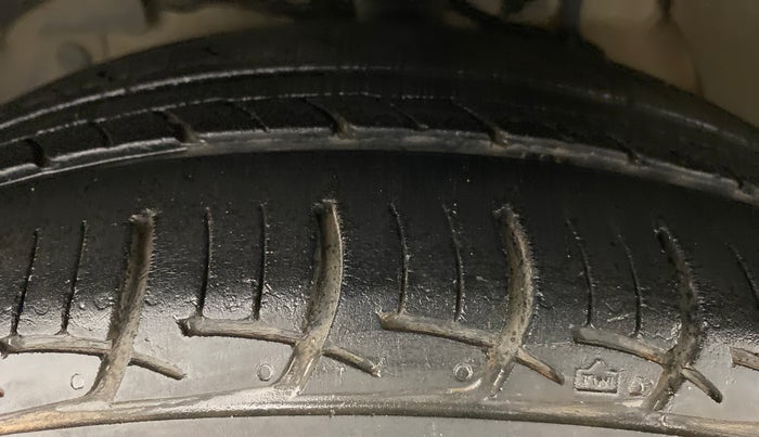 2017 Tata Zest XT PETROL, Petrol, Manual, 51,776 km, Left Front Tyre Tread