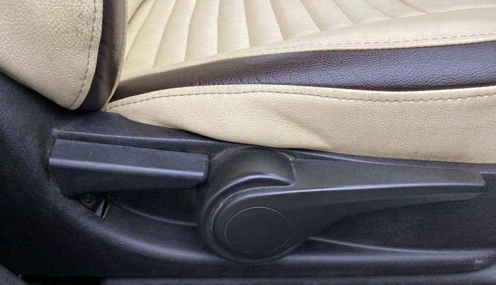 2017 Tata Zest XT PETROL, Petrol, Manual, 51,776 km, Driver Side Adjustment Panel