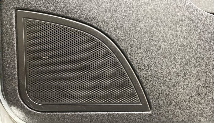 2017 Tata Zest XT PETROL, Petrol, Manual, 51,776 km, Speaker