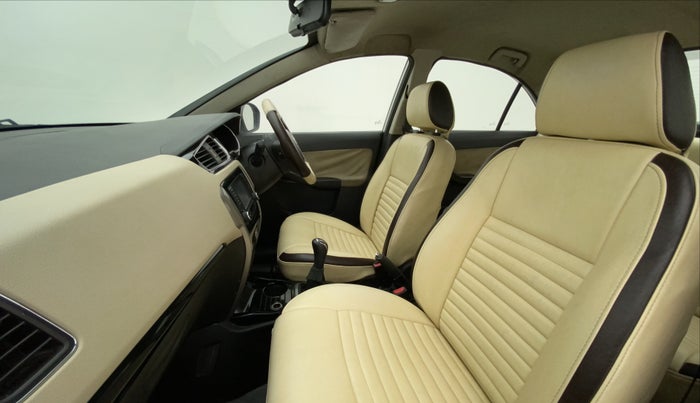 2017 Tata Zest XT PETROL, Petrol, Manual, 51,776 km, Right Side Front Door Cabin