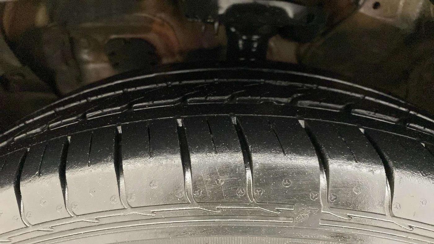 2019 KIA SELTOS GTK 1.4 PETROL, Petrol, Manual, 26,250 km, Left Front Tyre Tread