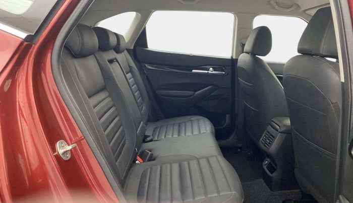 2019 KIA SELTOS GTK 1.4 PETROL, Petrol, Manual, 26,250 km, Right Side Rear Door Cabin