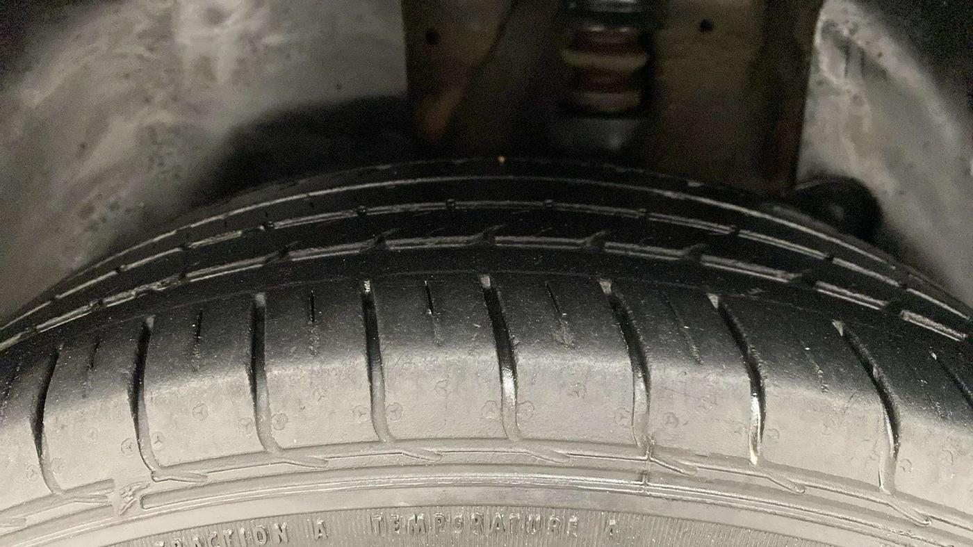 2019 KIA SELTOS GTK 1.4 PETROL, Petrol, Manual, 26,250 km, Left Rear Tyre Tread